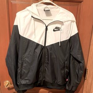 Lined Nike windbreaker / shell